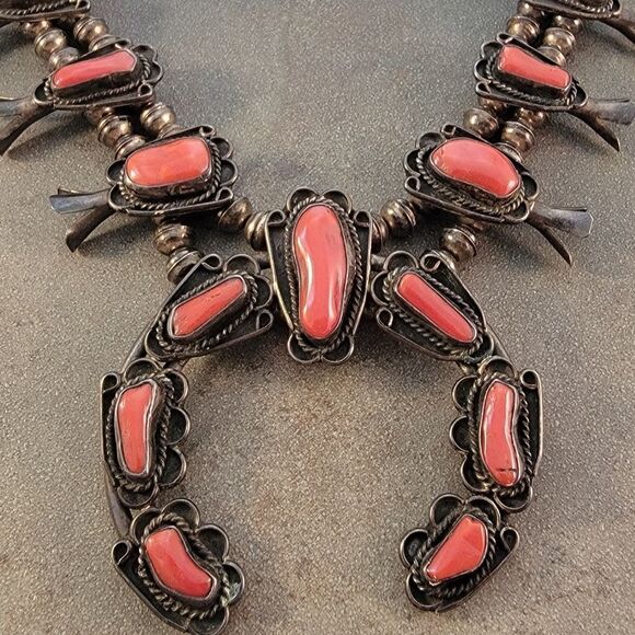 Vintage Navajo 1960's Red Coral Squash Blossom Necklace - Picture 7 of 11